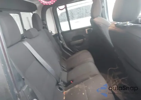 2023 Jeep Gladiator Willys 4X4 из США, поврежденный, VIN 1C6HJTAGXPL543031